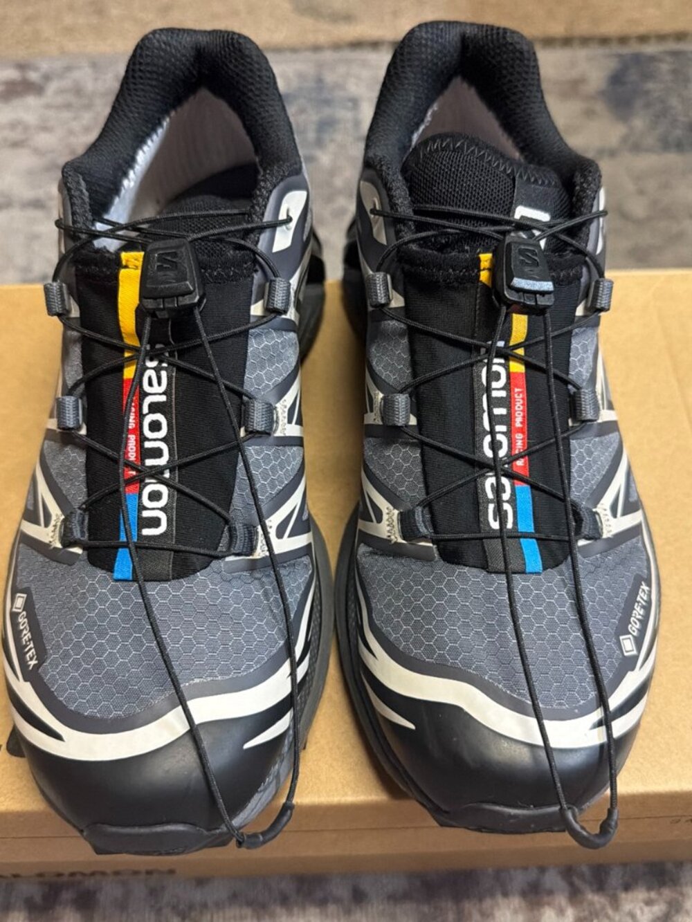 Salmon X-6 GORETEX BLACK/EBONY/LUNAR ROCK SIZE US 5 WOMENS